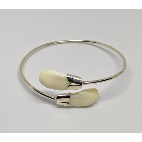 BRAZALETE DE PLATA CON DIENTES DE CIERVO
