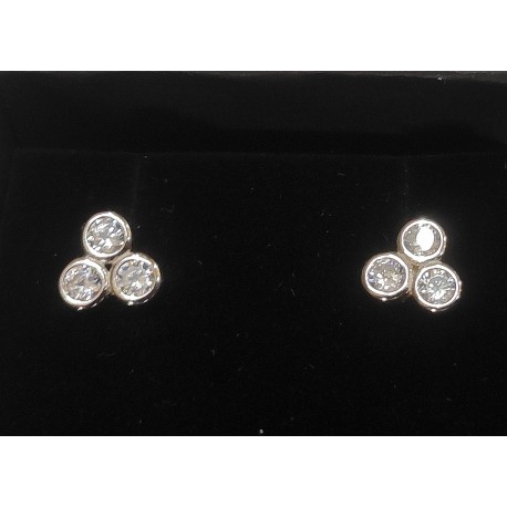 PENDIENTES PLATA CON TRES CIRCONITAS BLANCAS